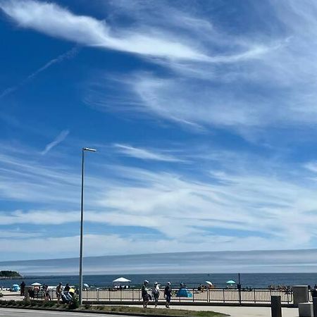 Hampton Beach Ocean Front Condo At The Surf Exterior photo
